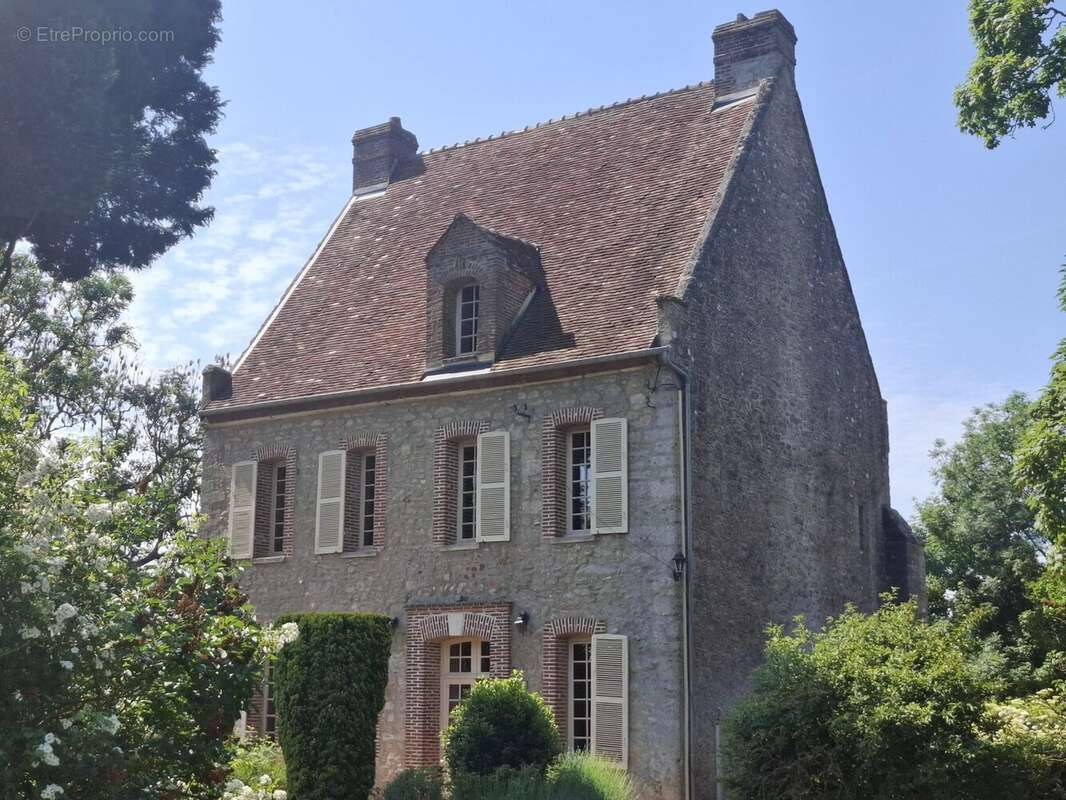 Maison à FORGES-LES-EAUX