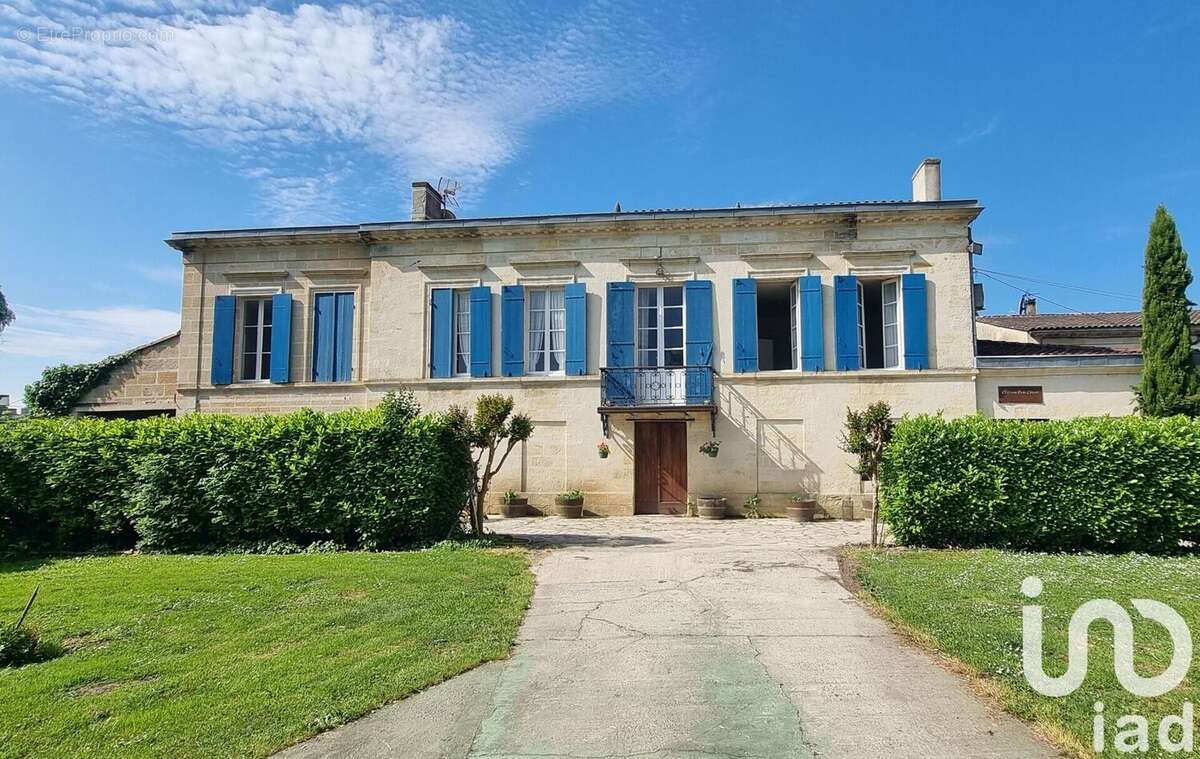 Maison 260 m² à Isle-Saint-Georges  - photo 2