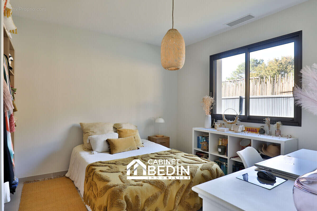 Maison 136 m² à Le Teich  - photo 9