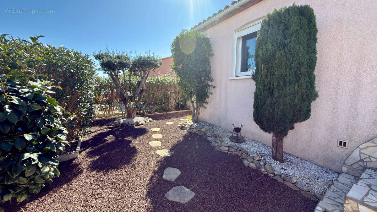 Maison à SAINT-CYPRIEN