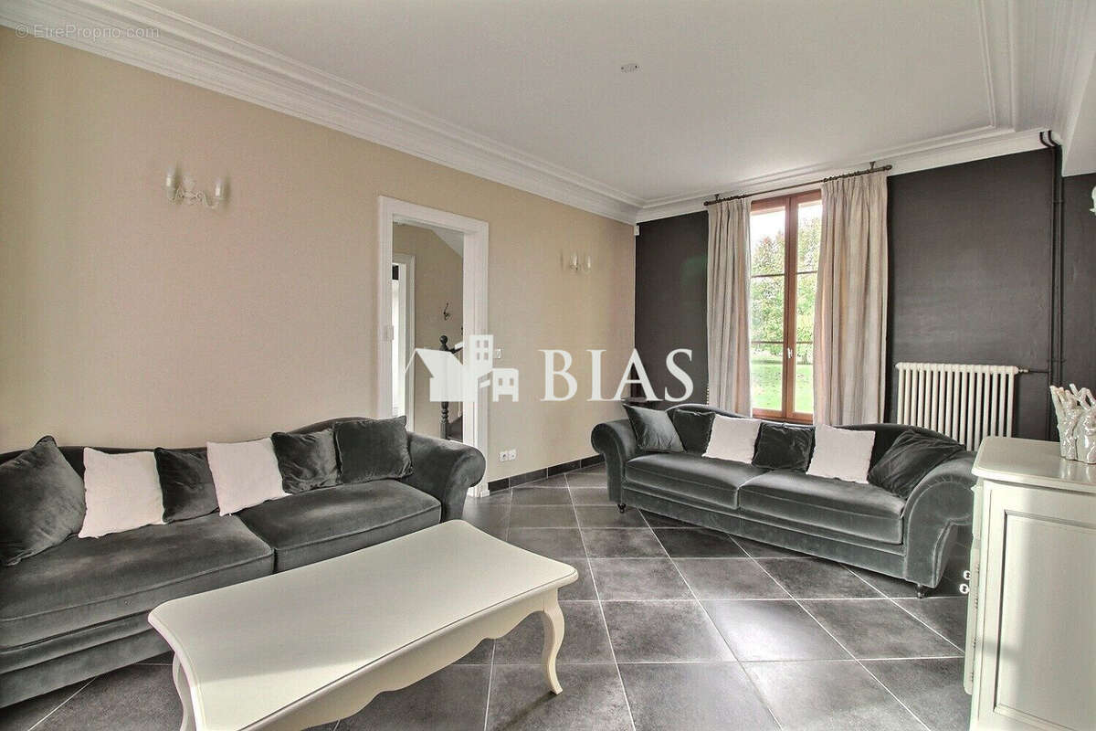 Maison à LE GROS-THEIL