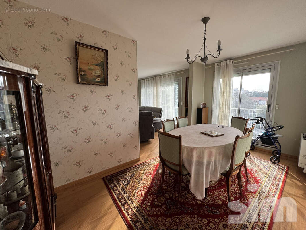 Appartement à CHELLES