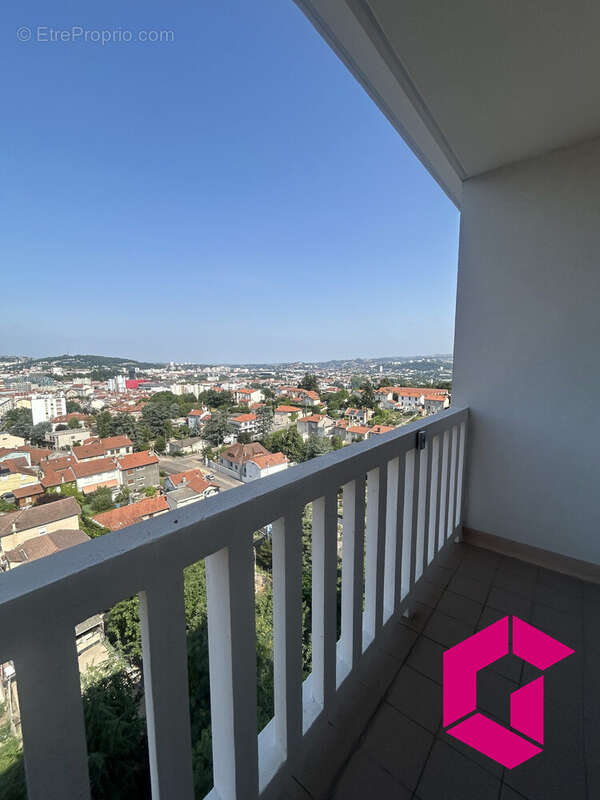 Appartement à SAINT-ETIENNE