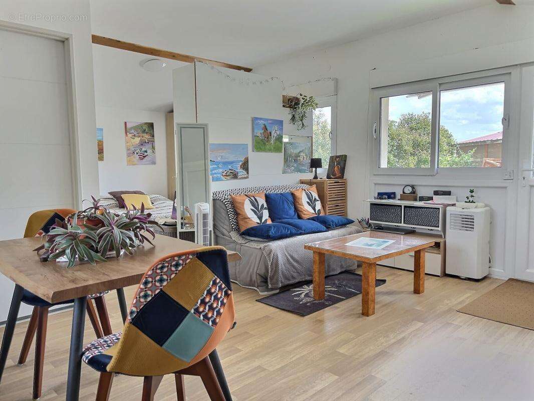 Maison à LABASTIDE-SAINT-PIERRE