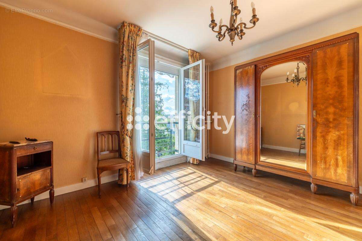 Appartement à SEVRES