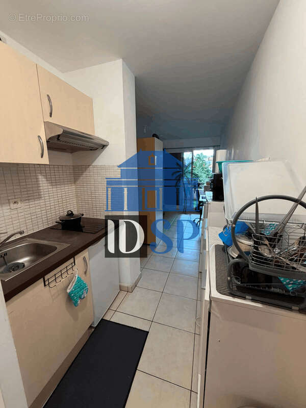 Appartement St Denis 1 pièce 23m2 - photo 3
