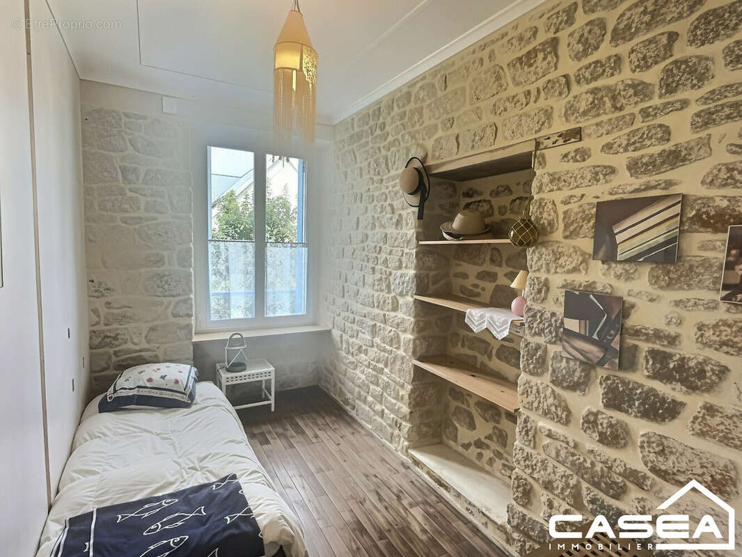 Maison 100 m² à Plobannalec-Lesconil  - photo 4