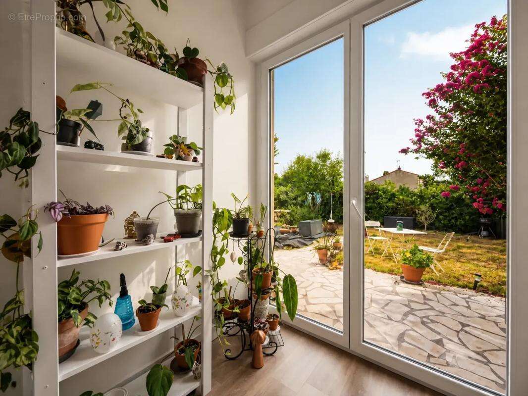 Maison de 5 pièces de 100 m² situé à Auch - photo 3