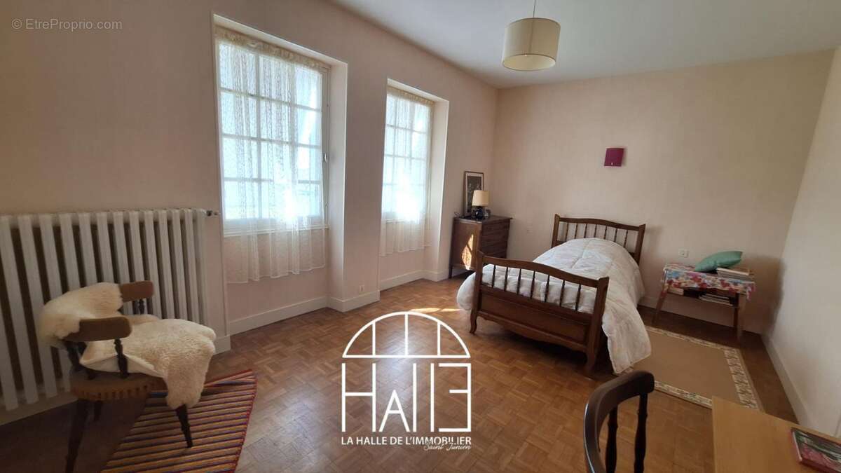 Maison 110 m² à Chassenon  - photo 13