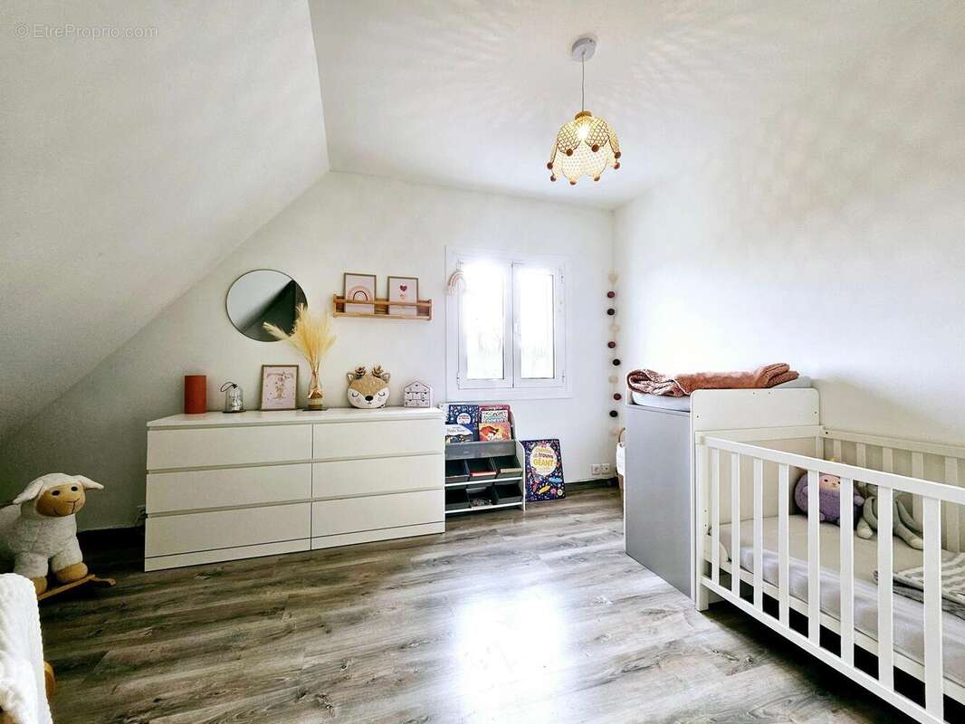 Photo 8 - Maison à LONGNES