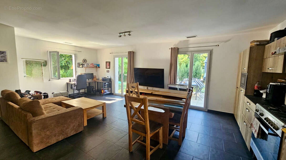 Maison plain pied avec garage - Mercury - photo 3
