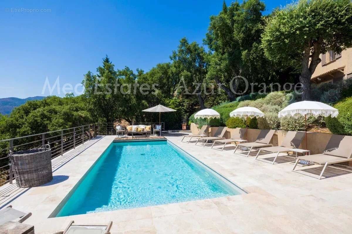 Villa d'exception avec vue panoramique à Grimaud. - photo 25