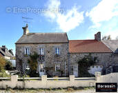 Maison à HEUGUEVILLE-SUR-SIENNE