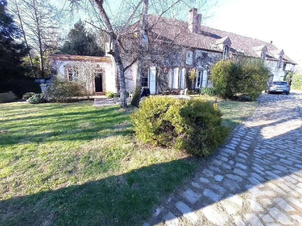 Maison à SAVIGNY-SUR-CLAIRIS