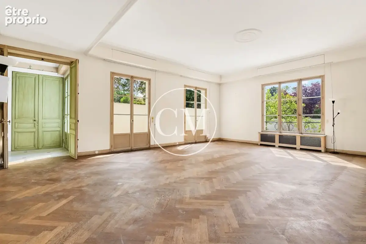 Versailles élégante maison familiale avec piscine intérieure et jardin - photo 15