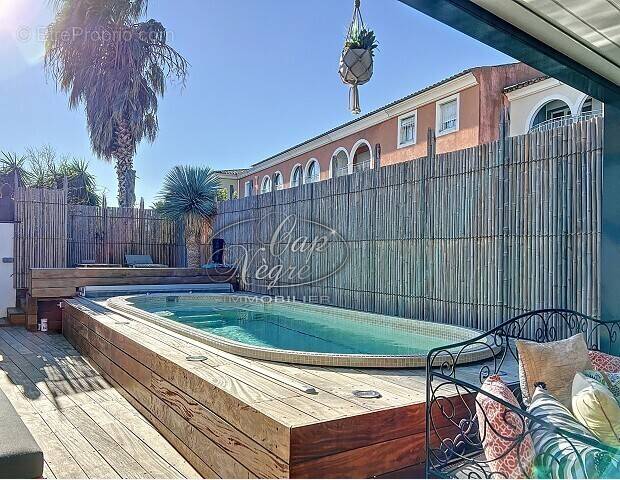 Appartement à GRIMAUD