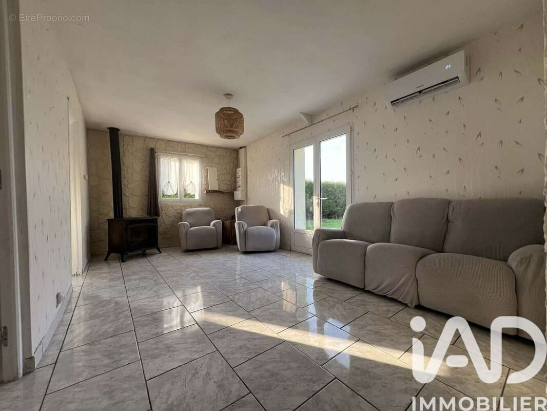 Photo 4 - Maison à REALCAMP