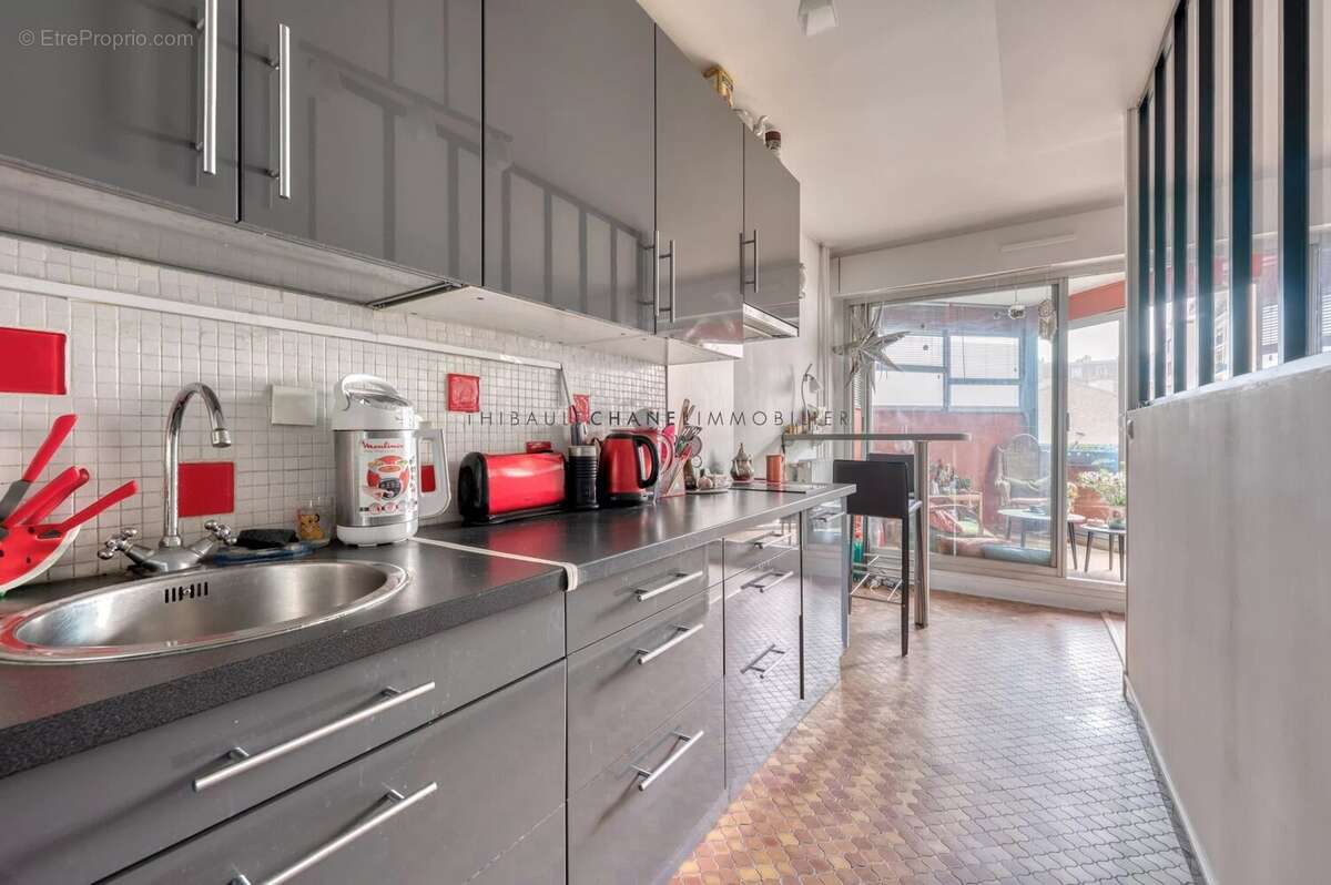 Appartement à PARIS-20E