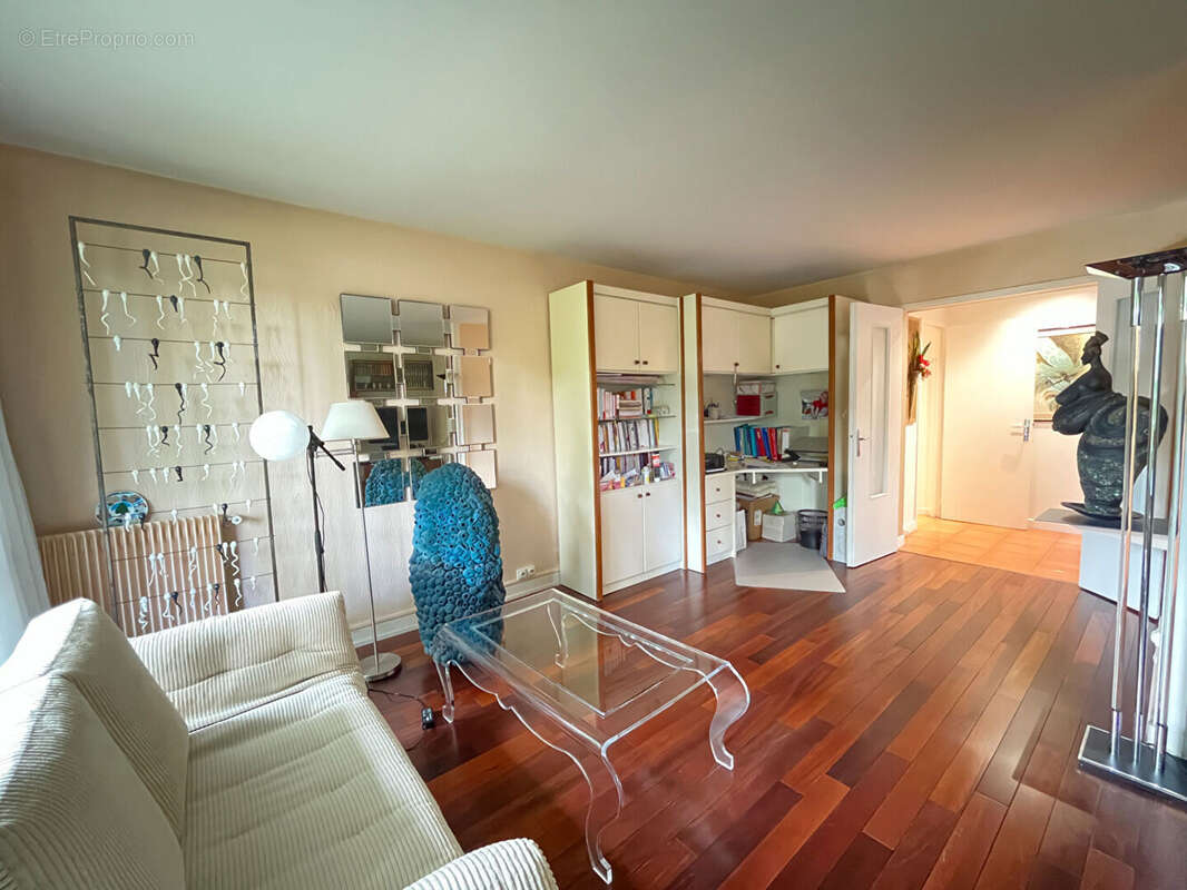 Appartement à RUEIL-MALMAISON