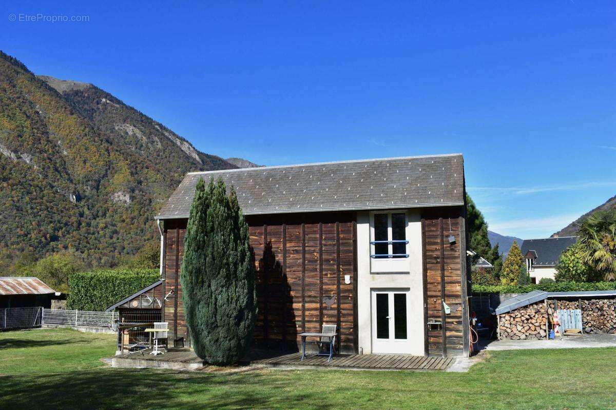 Maison à JUZET-DE-LUCHON