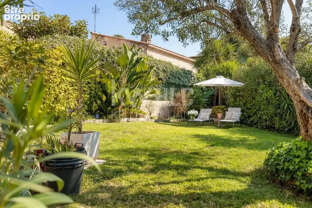 Maison à LE CANNET