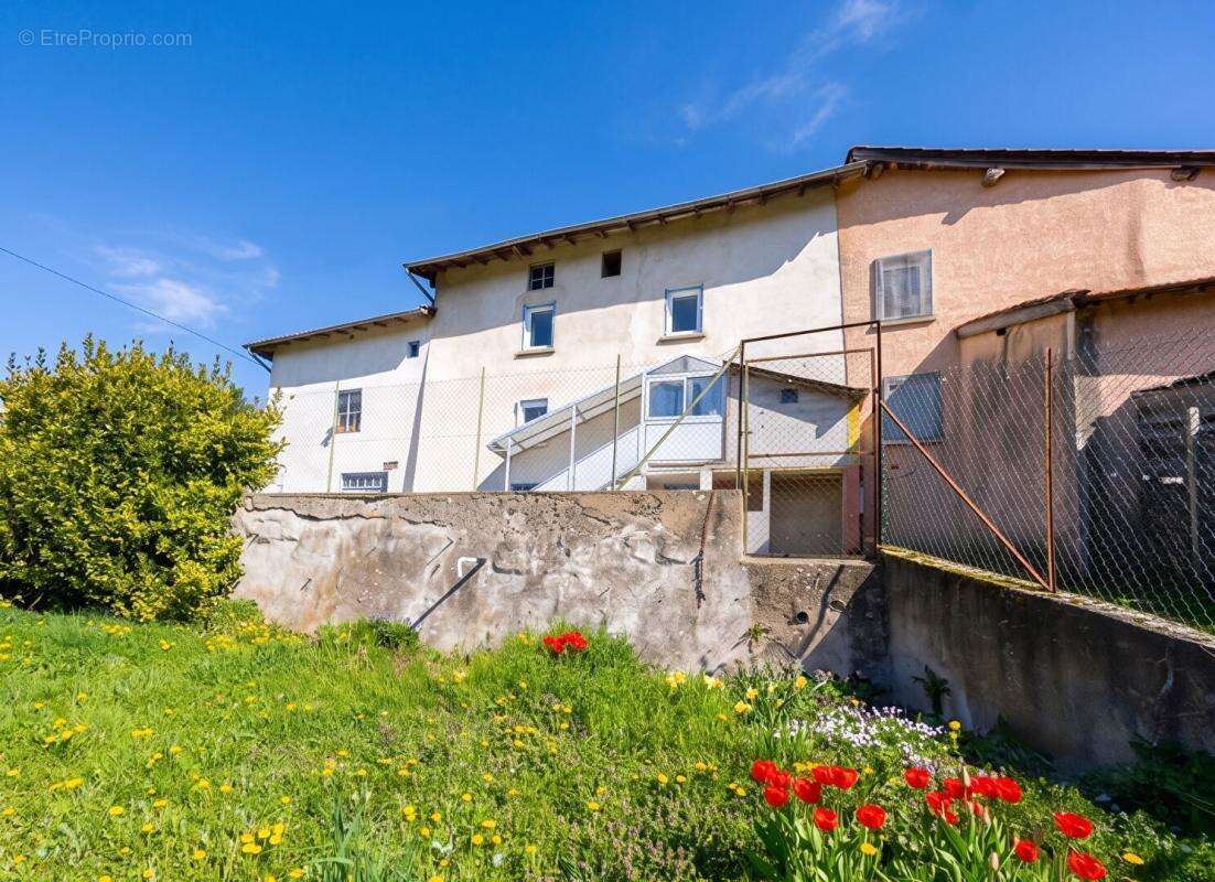 Maison à VIOLAY