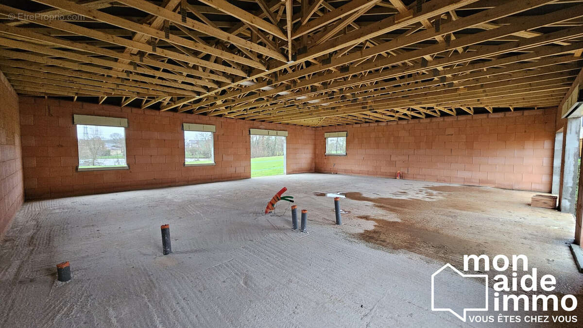 Maison à SAINT-MARTIN-DU-BOIS