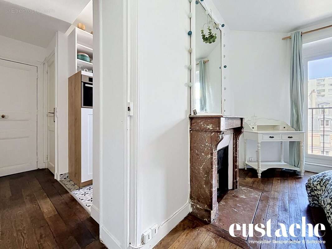 Appartement à PARIS-19E