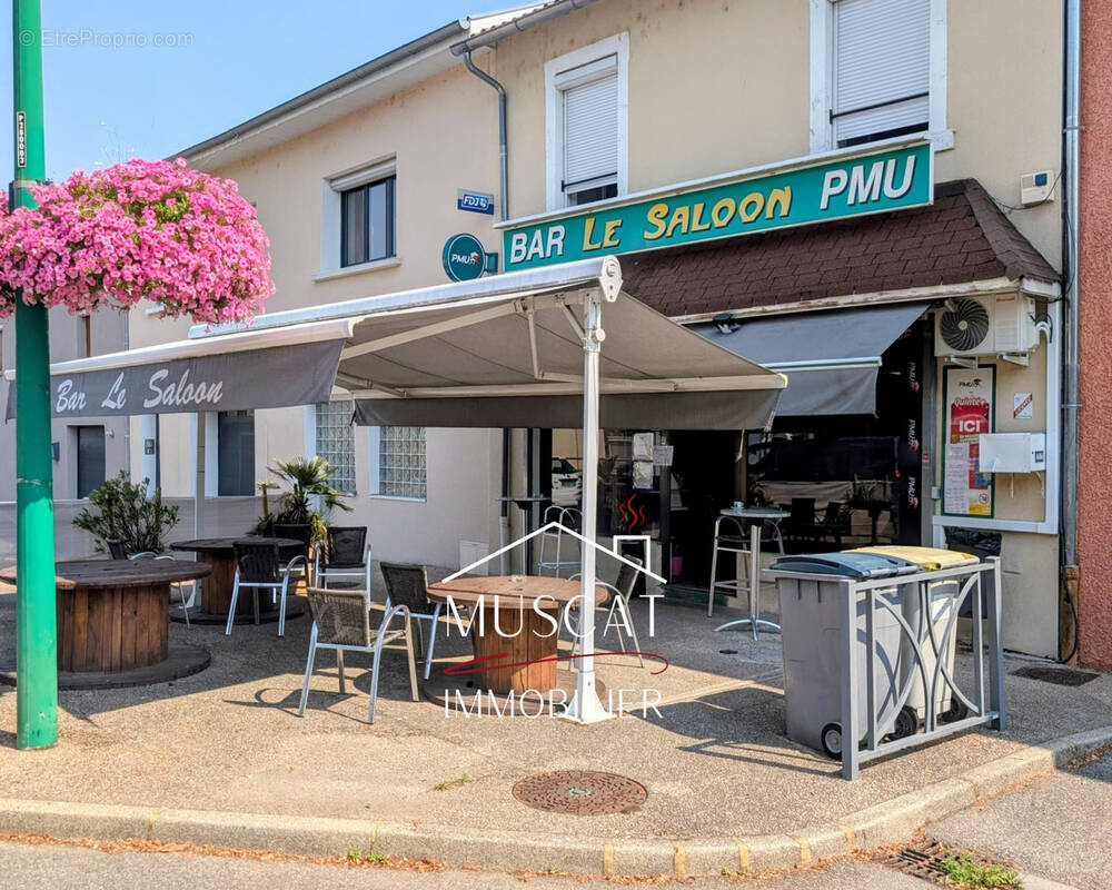Commerce à LA VERPILLIERE