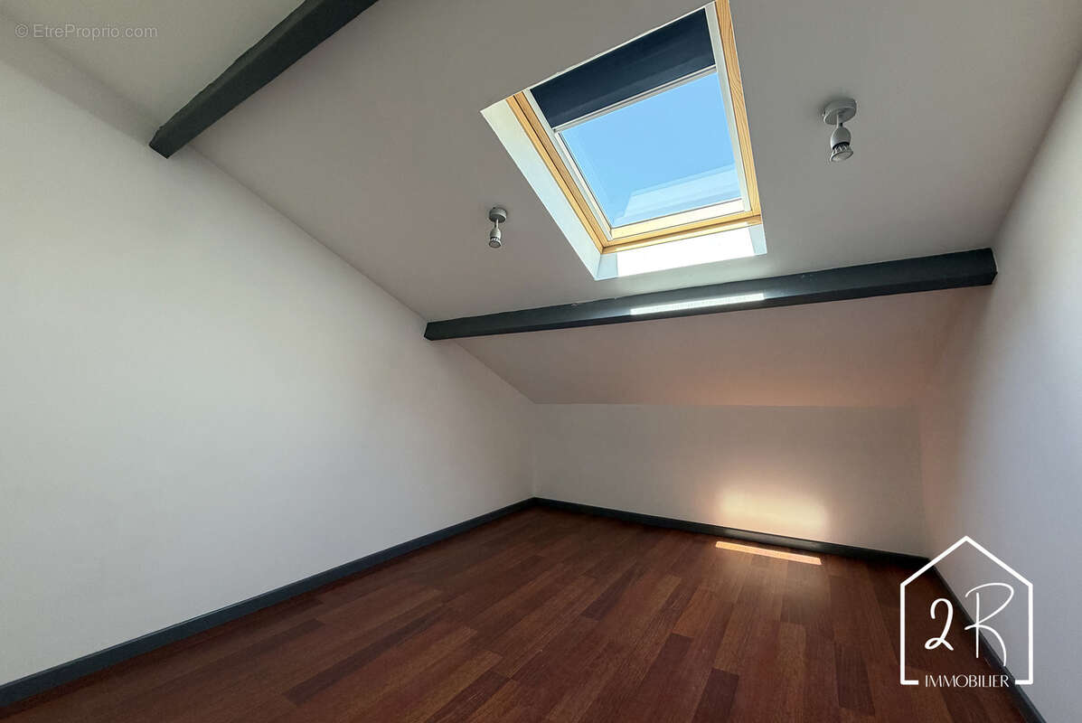 Maison de 91 m2 - Terrain de 257 m2 et garage - photo 9