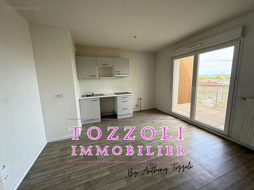 Appartement à L&#039;ISLE-D&#039;ABEAU