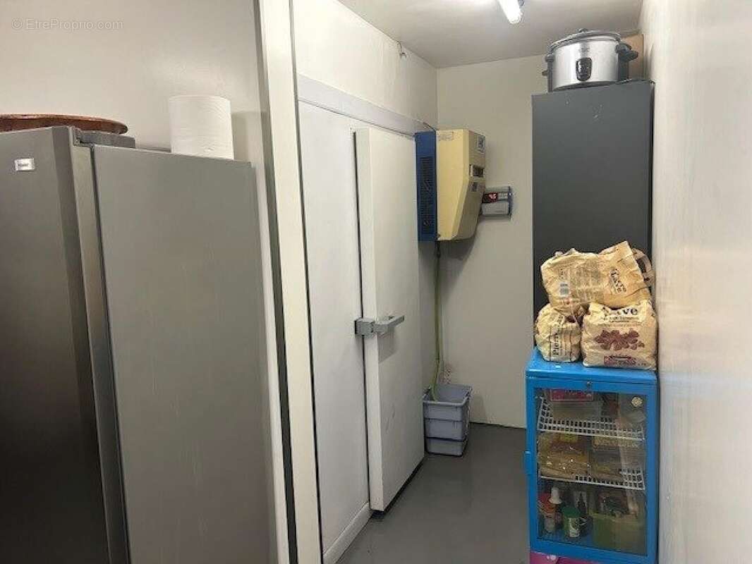 Photo 9 - Commerce à BREVAL