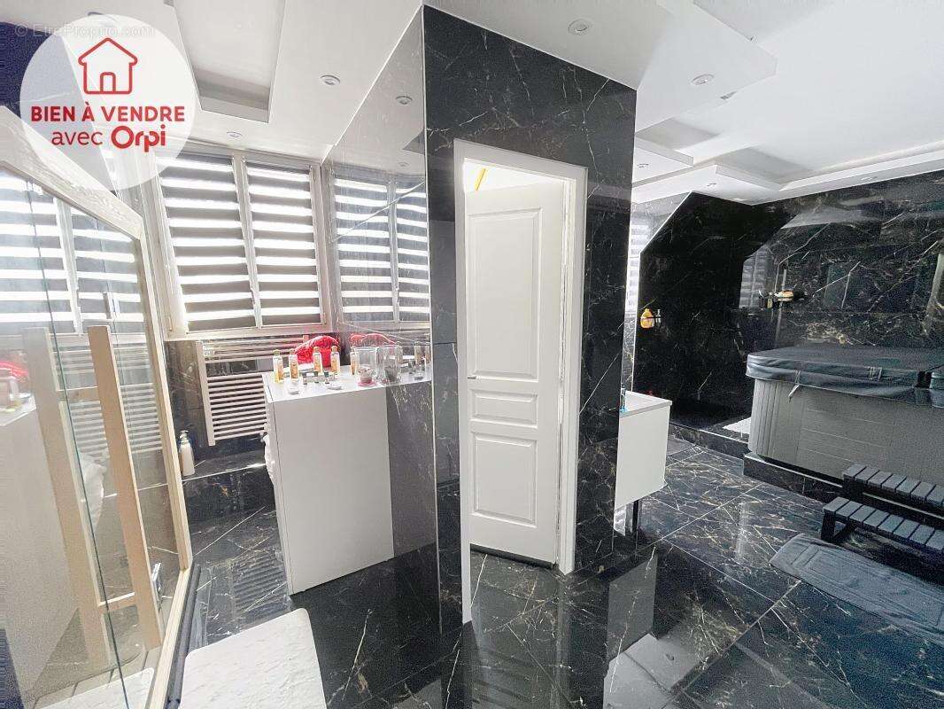 Appartement à MANTES-LA-JOLIE