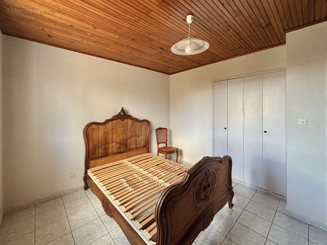 Maison à SAINT-MARTIN-DE-CRAU