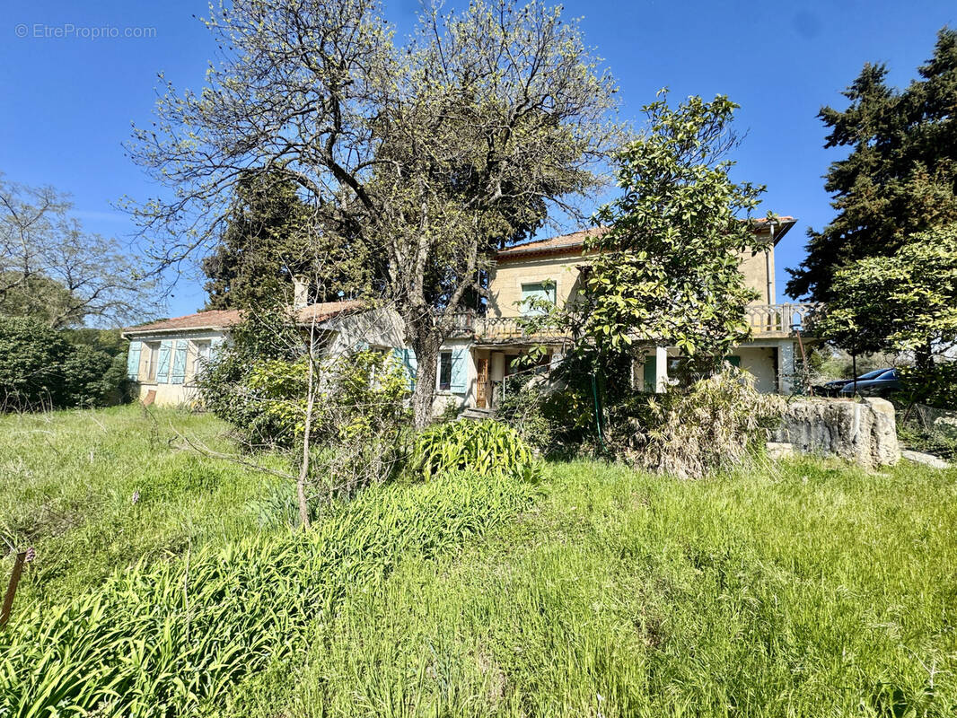 Maison à CAIRANNE