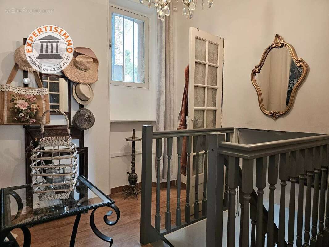 Appartement à MARSEILLE-7E