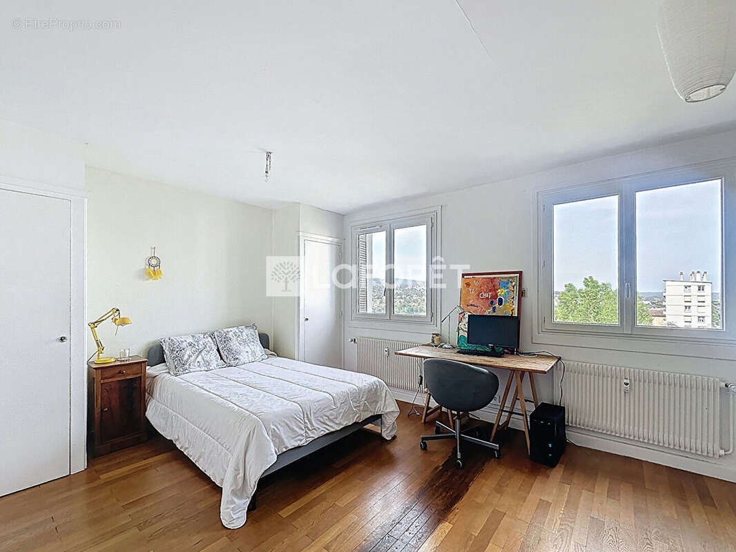 Appartement à CALUIRE-ET-CUIRE
