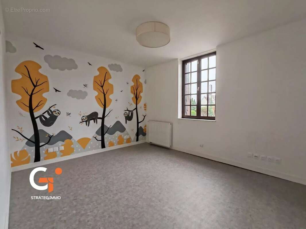 Maison à SAINT-ETIENNE-DU-ROUVRAY