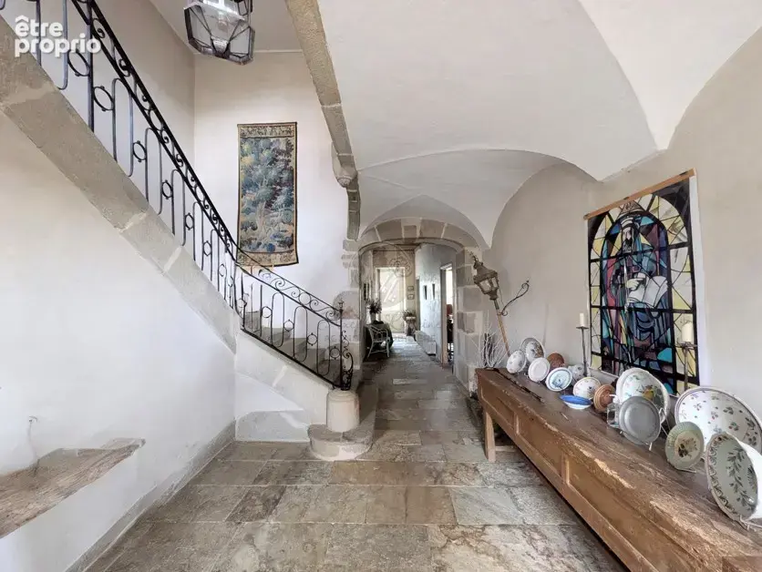 Busséol   Château du XVIIIᵉ siècle au cœur d’un domaine de plus d’un hectare - photo 16