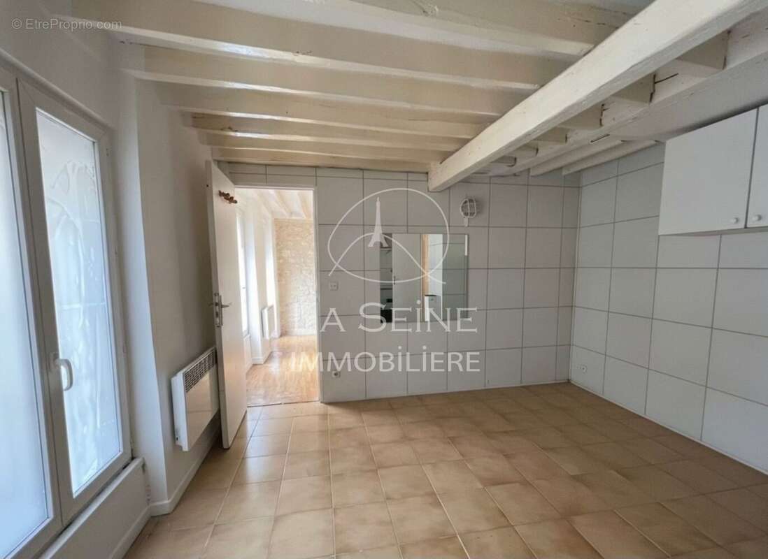 Appartement à PARIS-20E