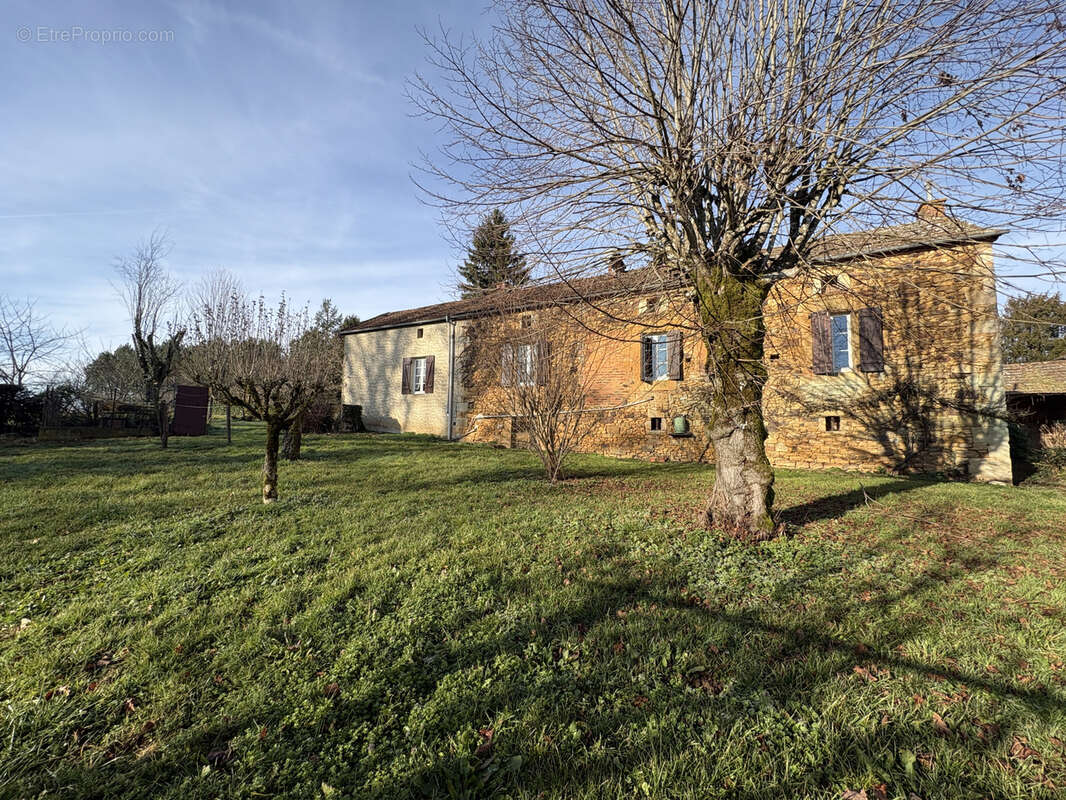 Maison à GRIVES