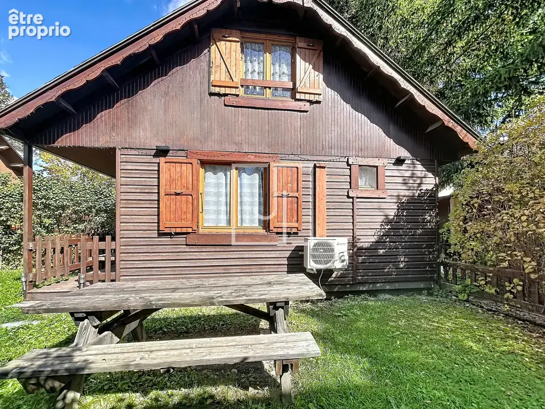 Chalet mitoyen 28,85m2 avec terrasse et jardin à Jausiers   Esprit montagne - photo 2