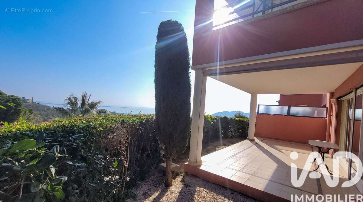 Photo 2 - Appartement à MANDELIEU-LA-NAPOULE