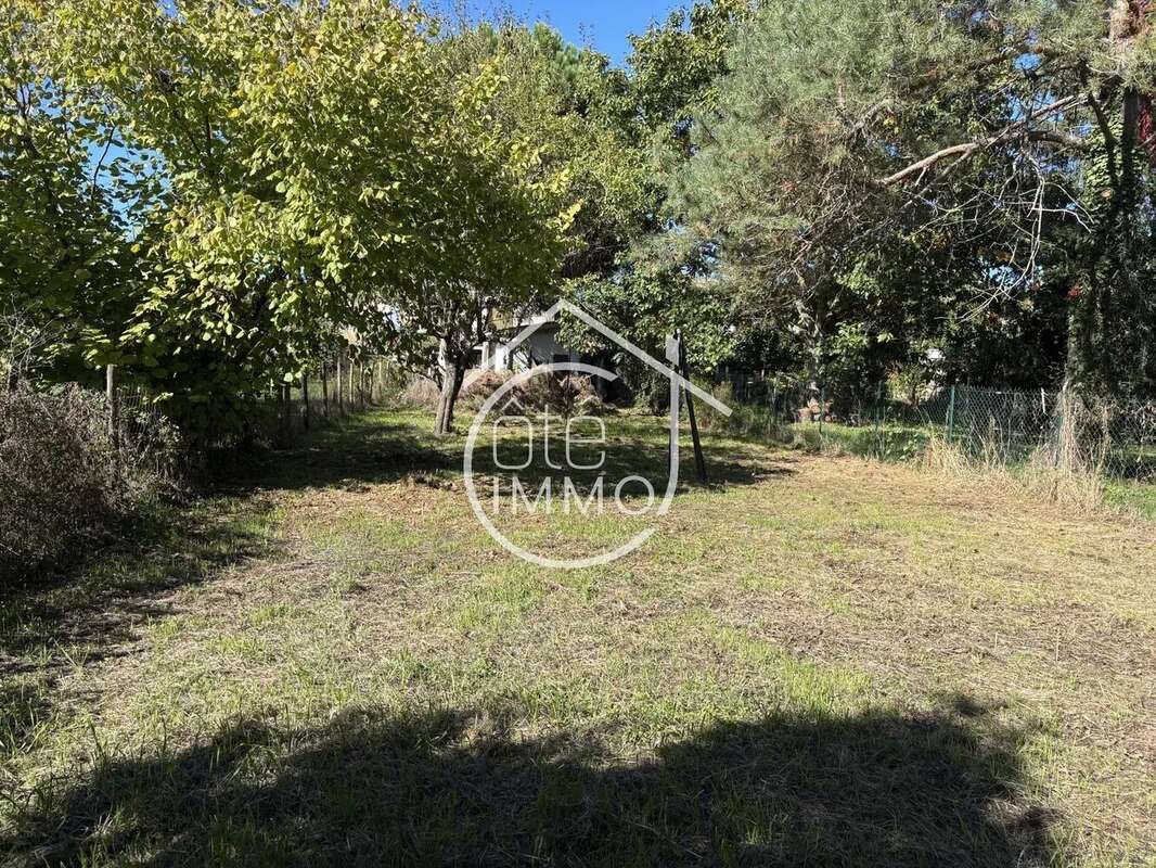 Castillon-la-Bataille : Maison de ville, garage et jardin - photo 15