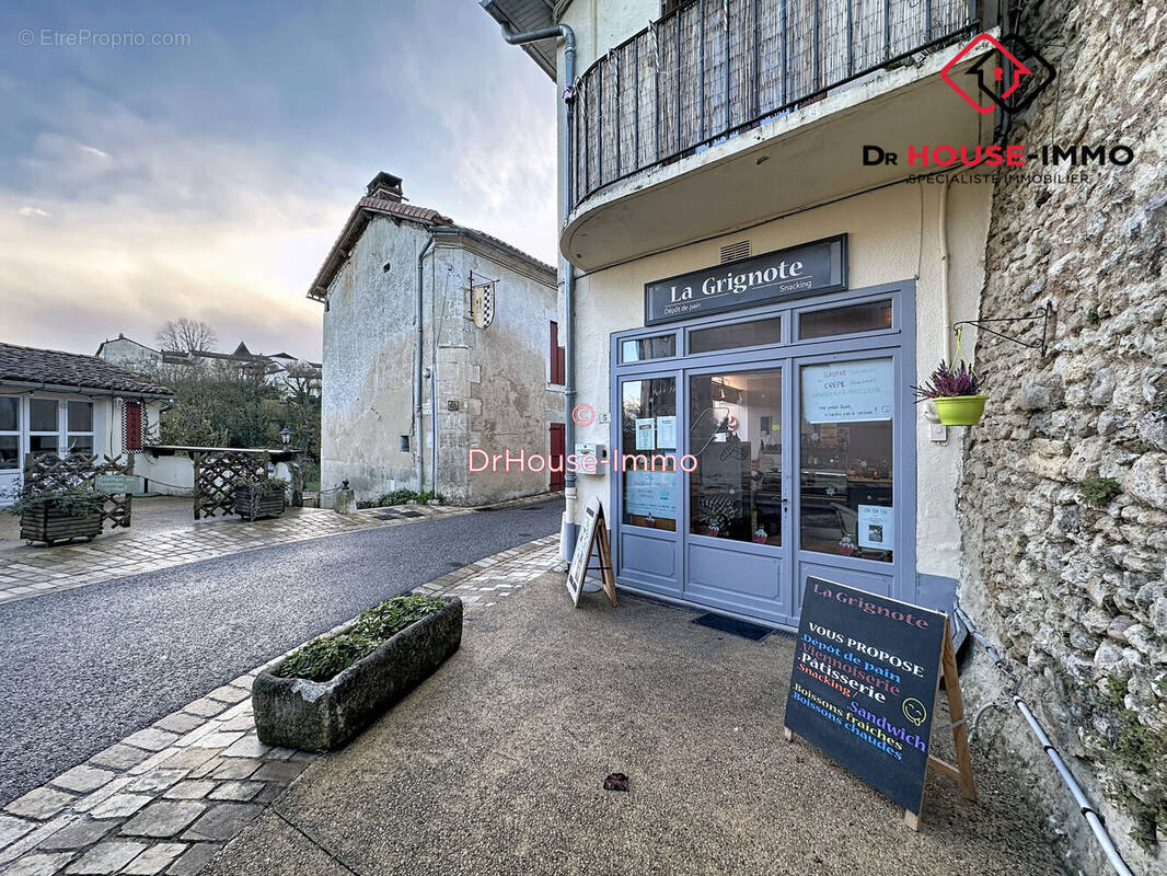 Appartement à AUBETERRE-SUR-DRONNE