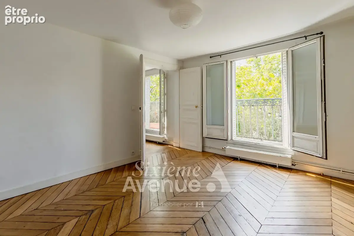 Boulevard Beaumarchais - Balcon - Vue Dégagée - Caves - photo 2