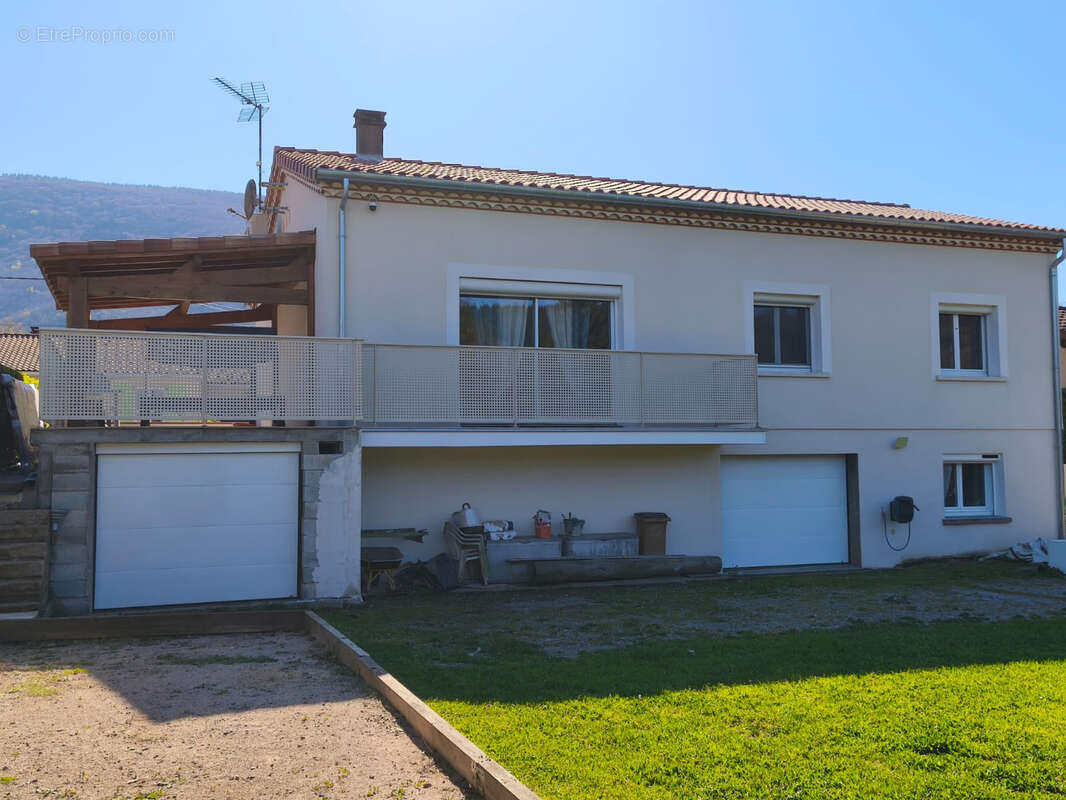 Maison à SAINT-AMANS-SOULT