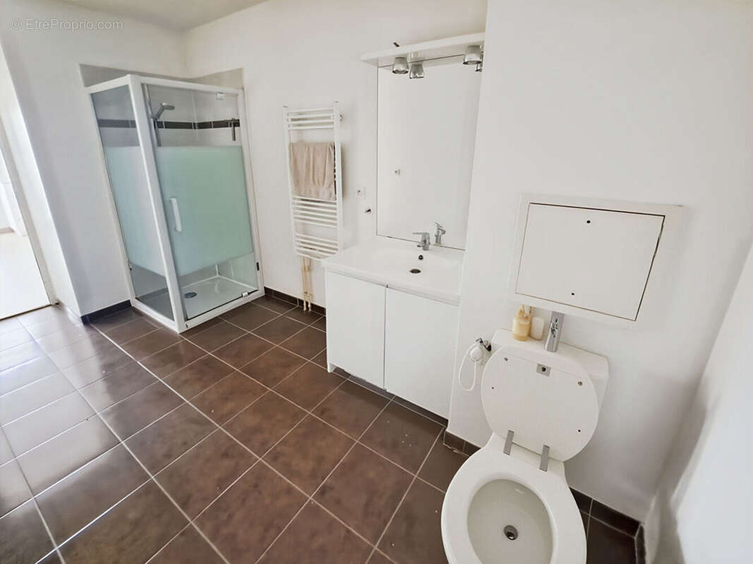 Appartement à SAINT-FARGEAU-PONTHIERRY