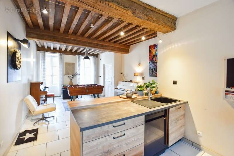 Maison ancienne de 201 m2 avec terrain, à COUCHES (71) - photo 17
