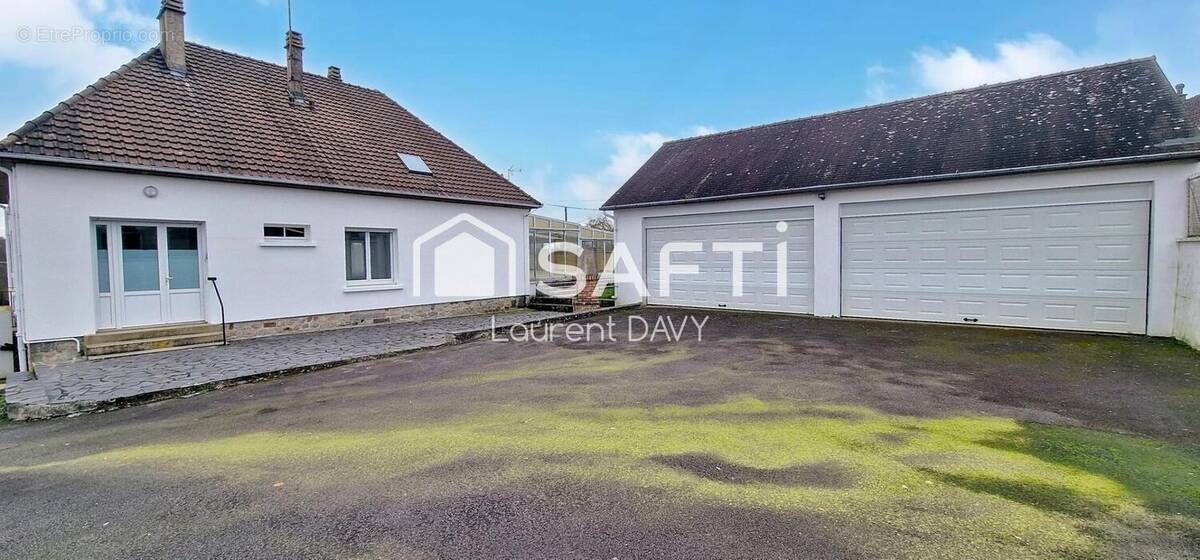 Photo 1 - Maison à LA FERTE-MACE